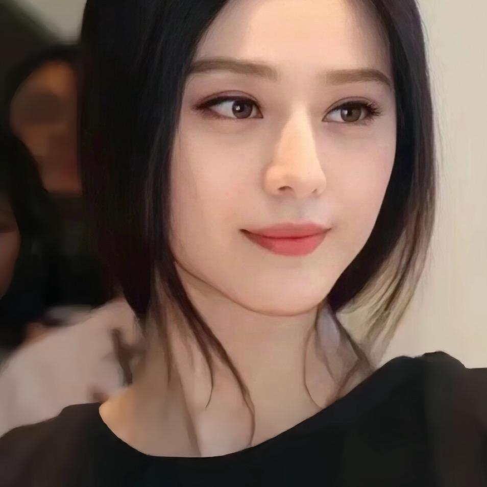伊娜YiNa （演员版）