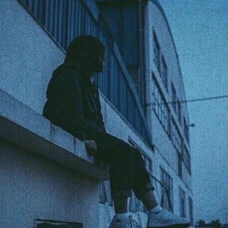 生既囚徒.