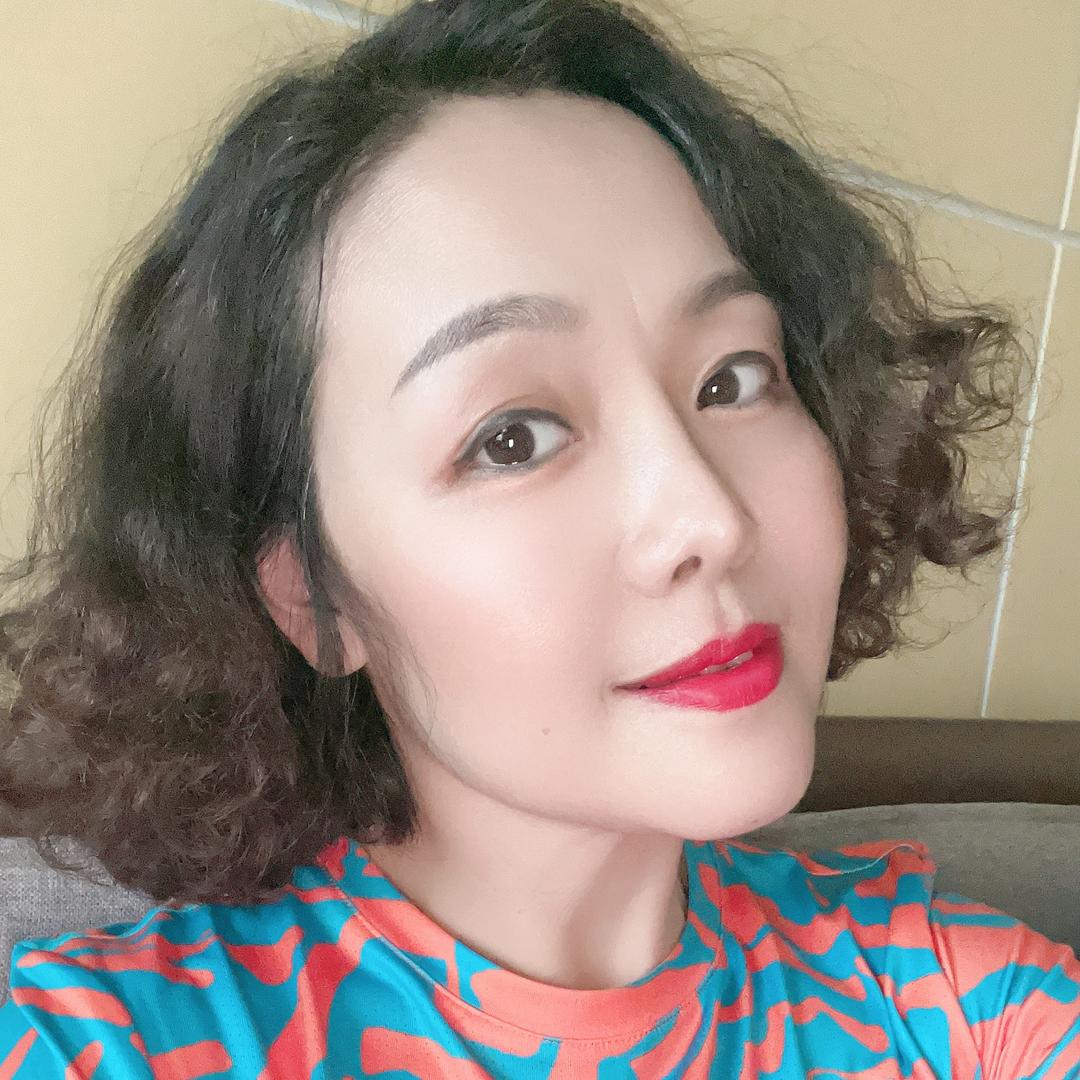 丁丁: