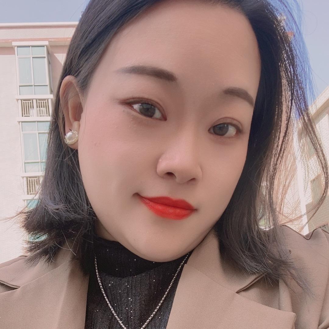 小白鞋二姆。