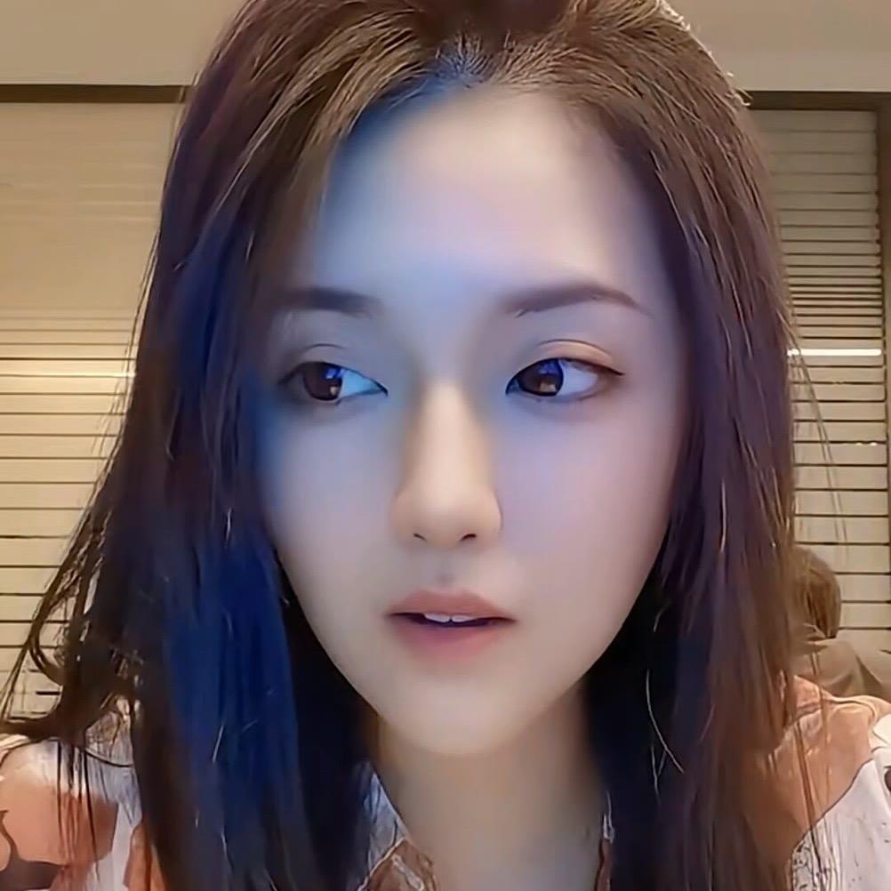 笑笑，