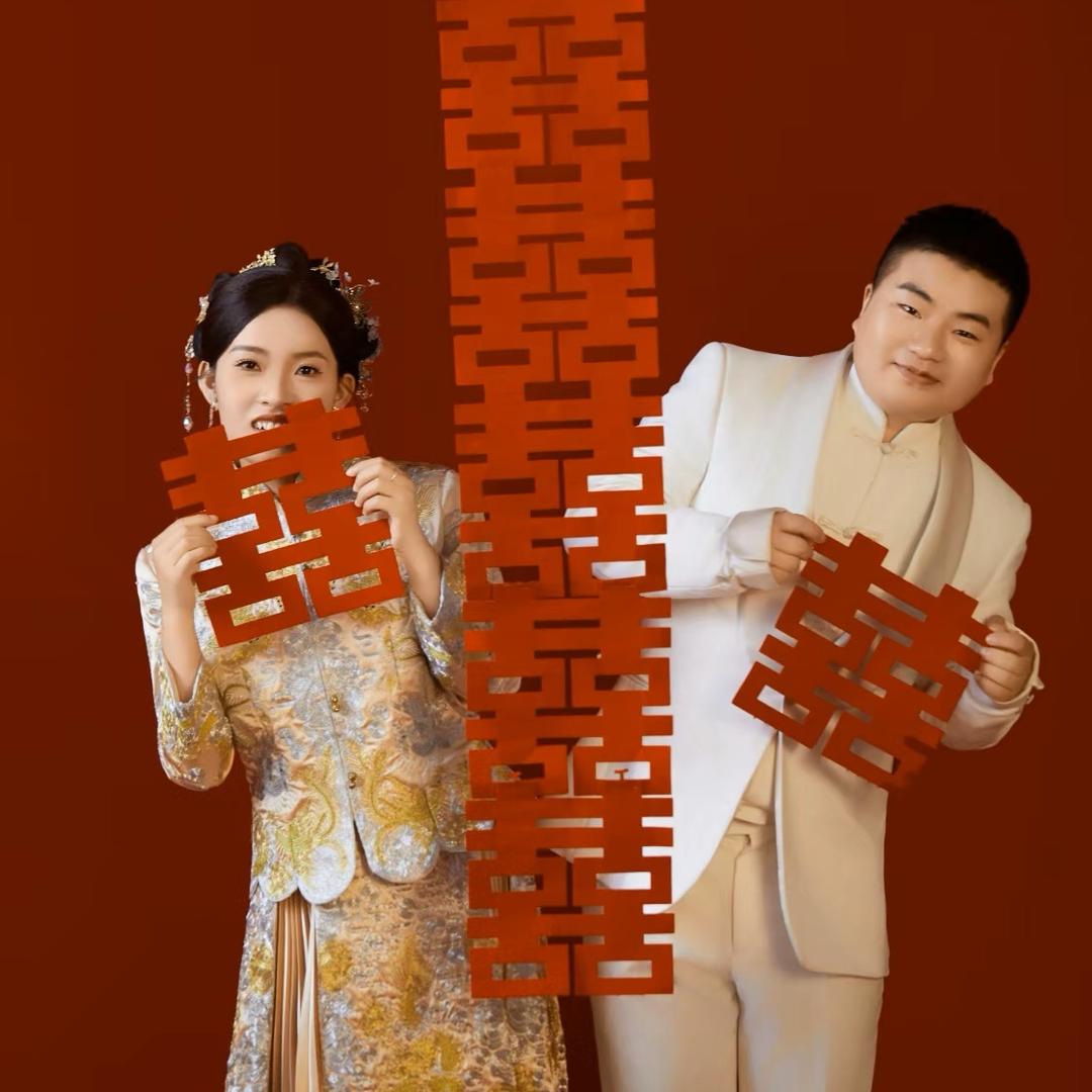 嘎嘎的弟媳(在奶娃)