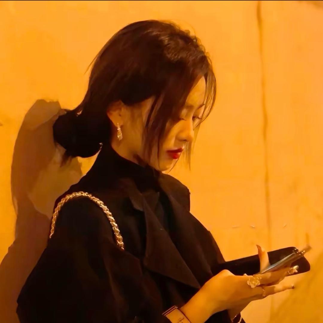 女王.