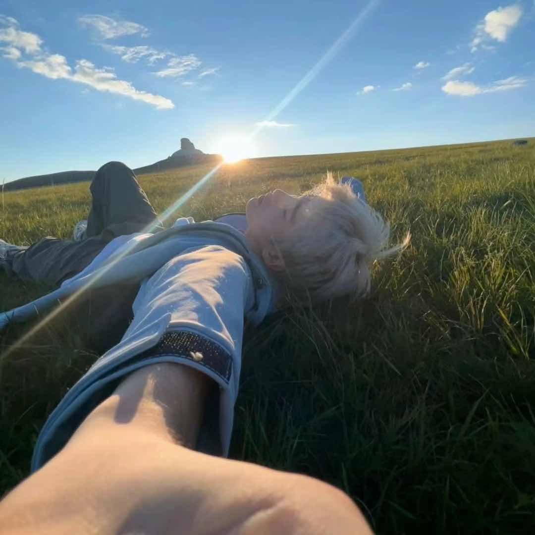 摘不到的星星会一直亮