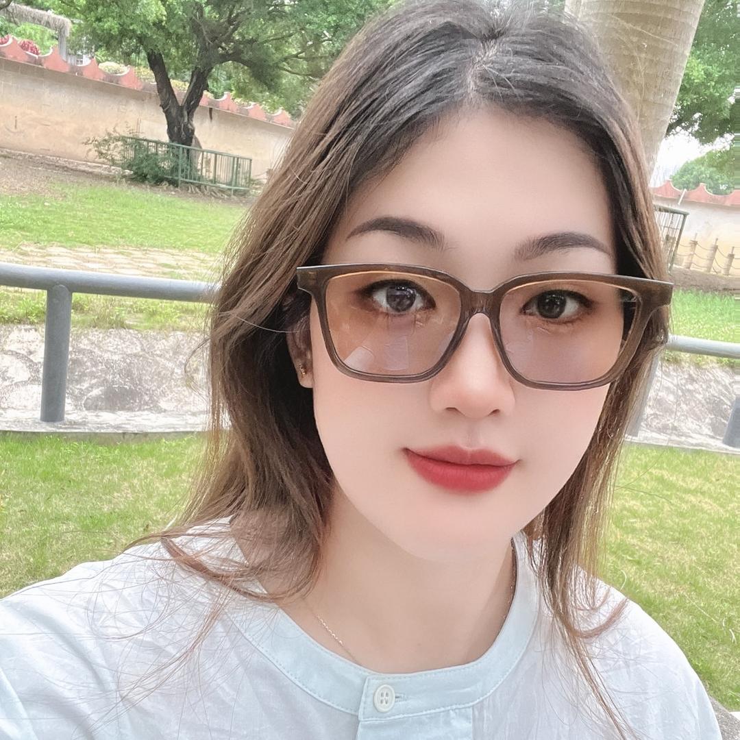开缤果的王小姐