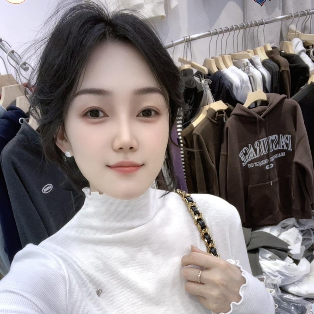 四季青黄远远服饰