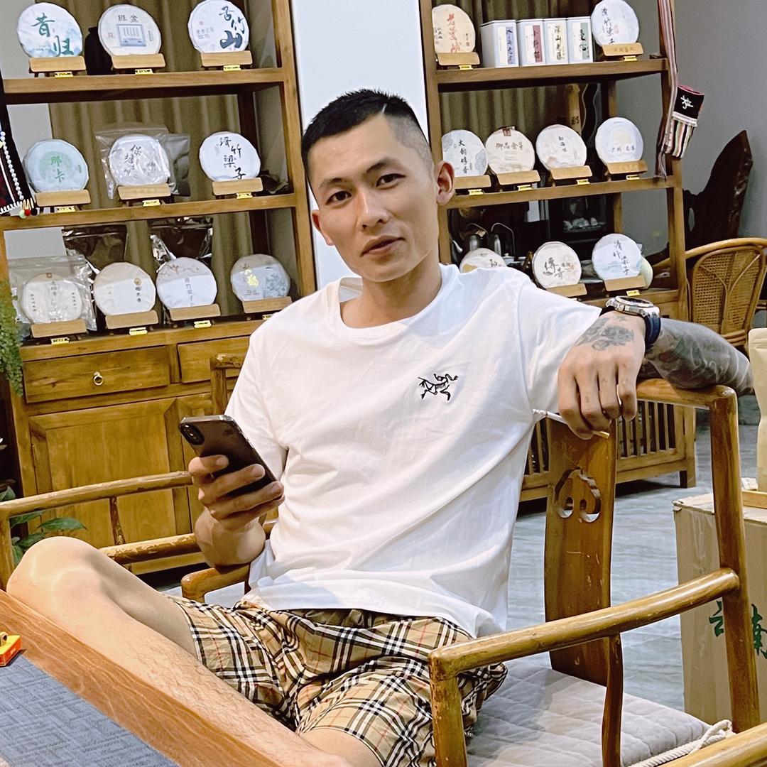 阿德
