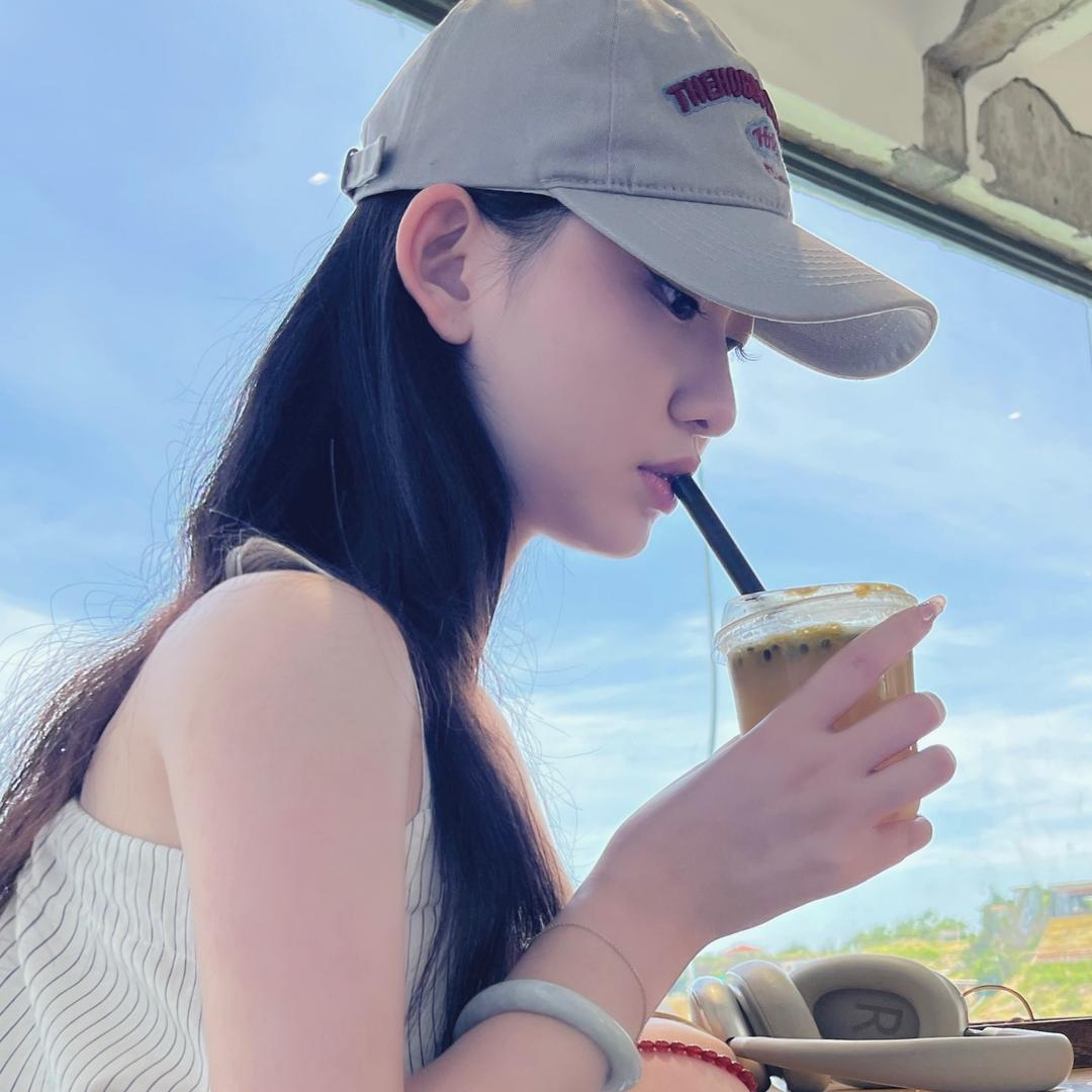 是琦姐啊(00后宝妈)