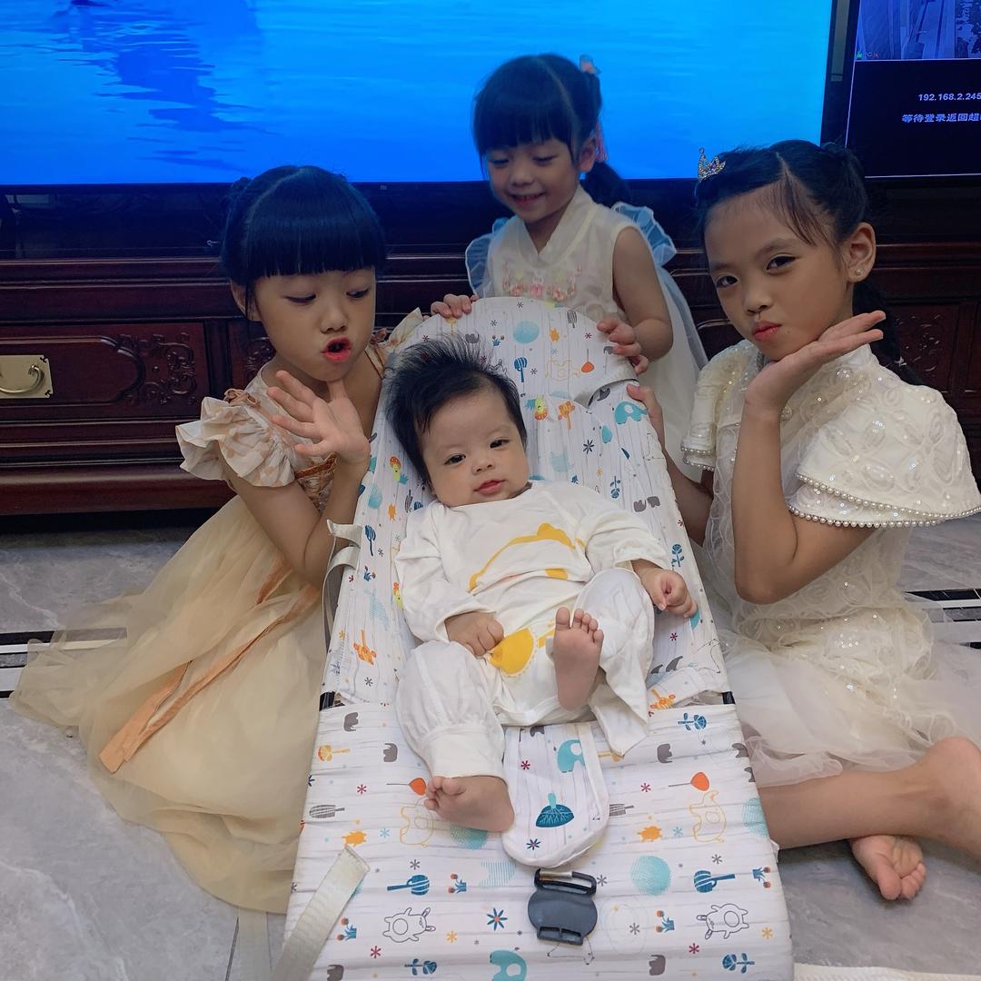 侯家4宝贝👶