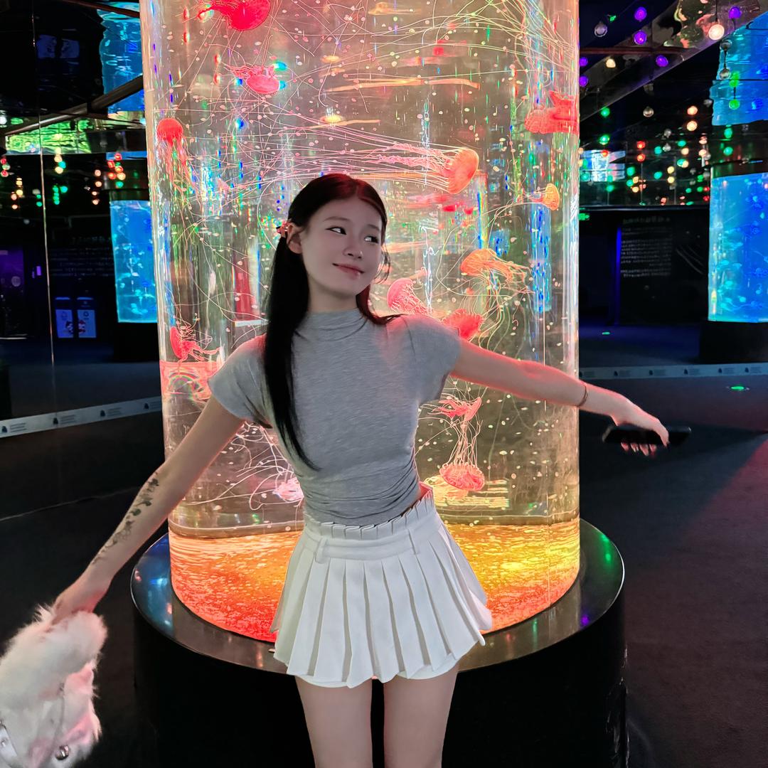 猪猪女装（毛衣反季清仓）