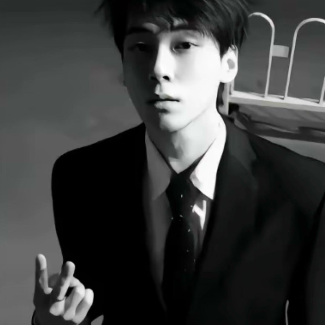 高冷洁癖总裁对挑着粪担的我一见钟情