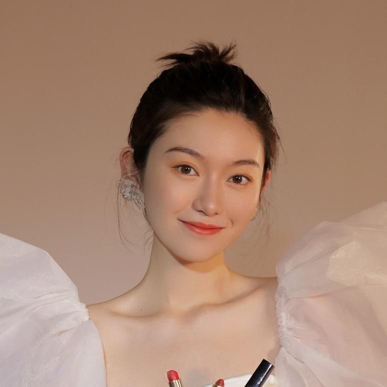 婉玉's