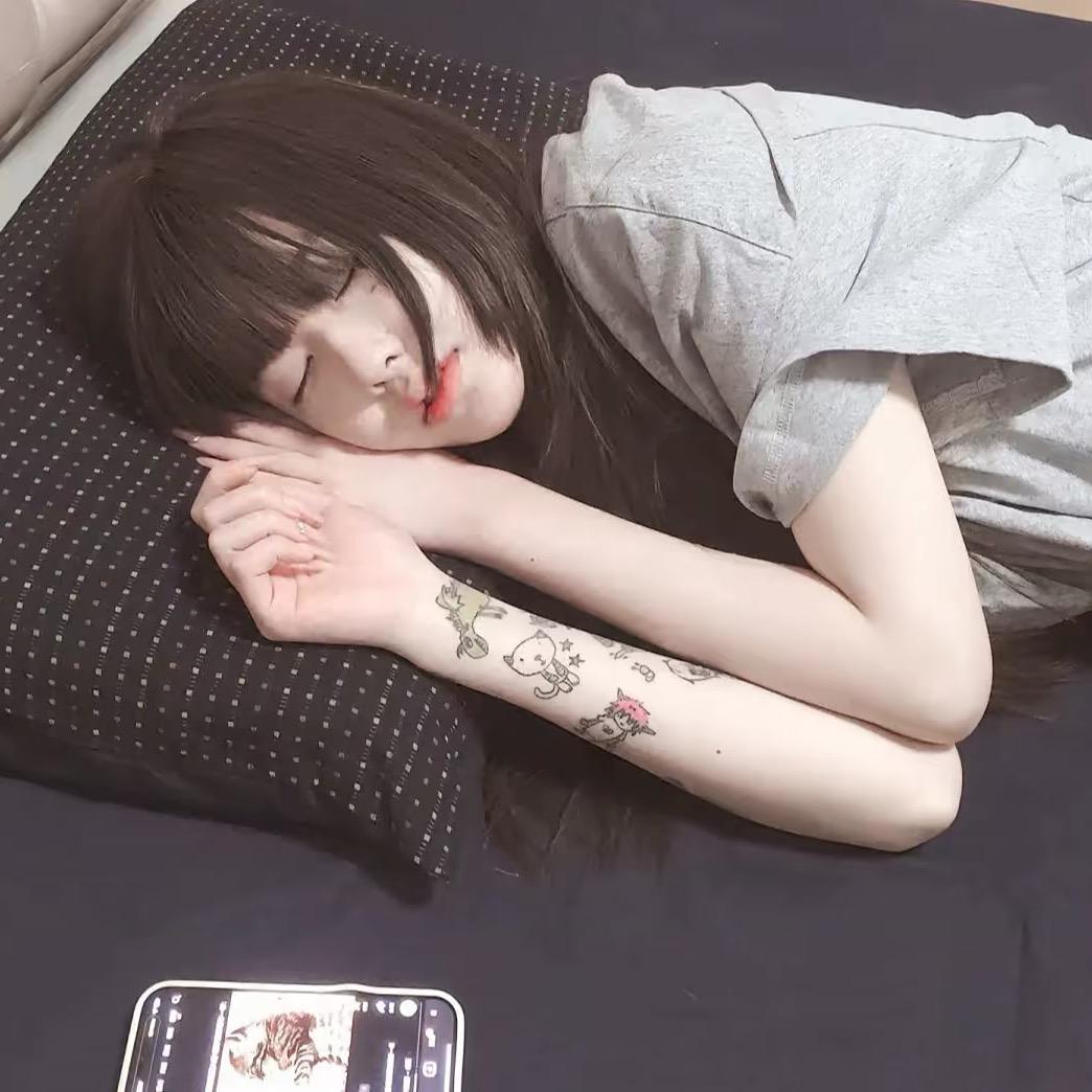 猫的左耳