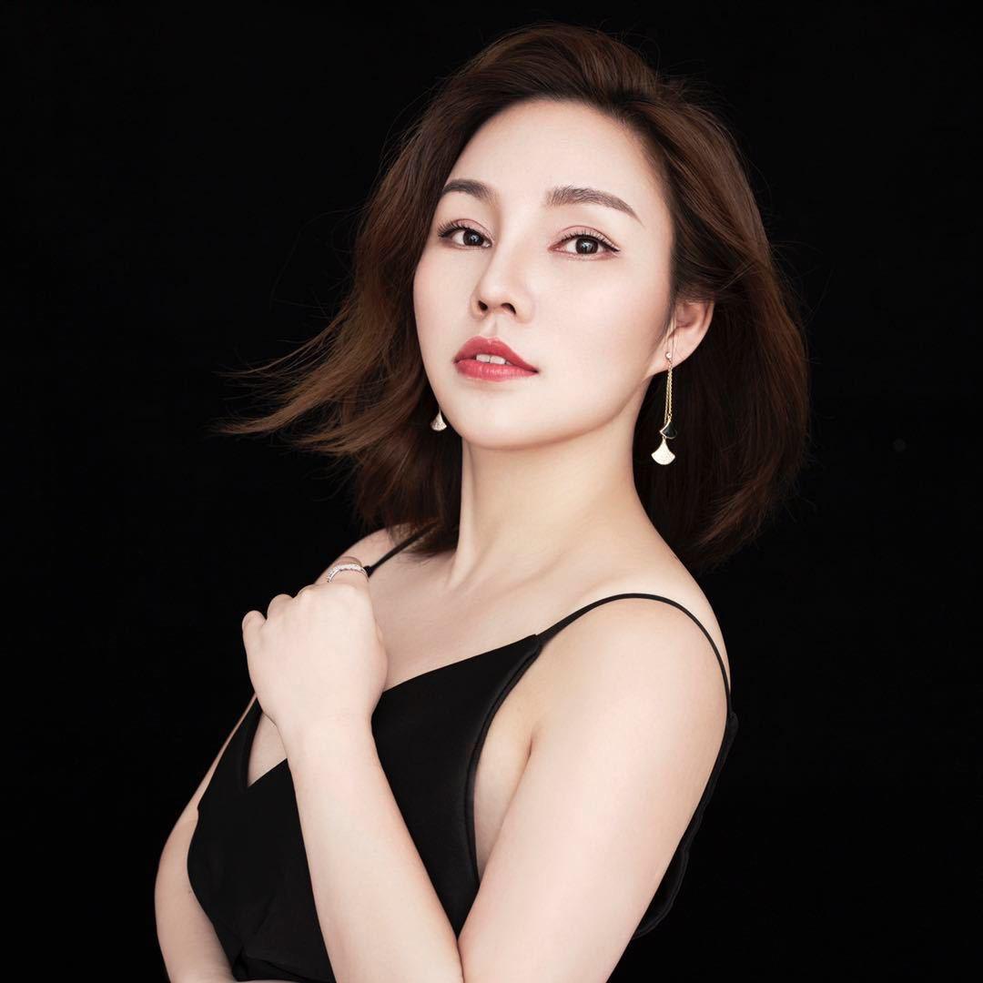 王美丽吖