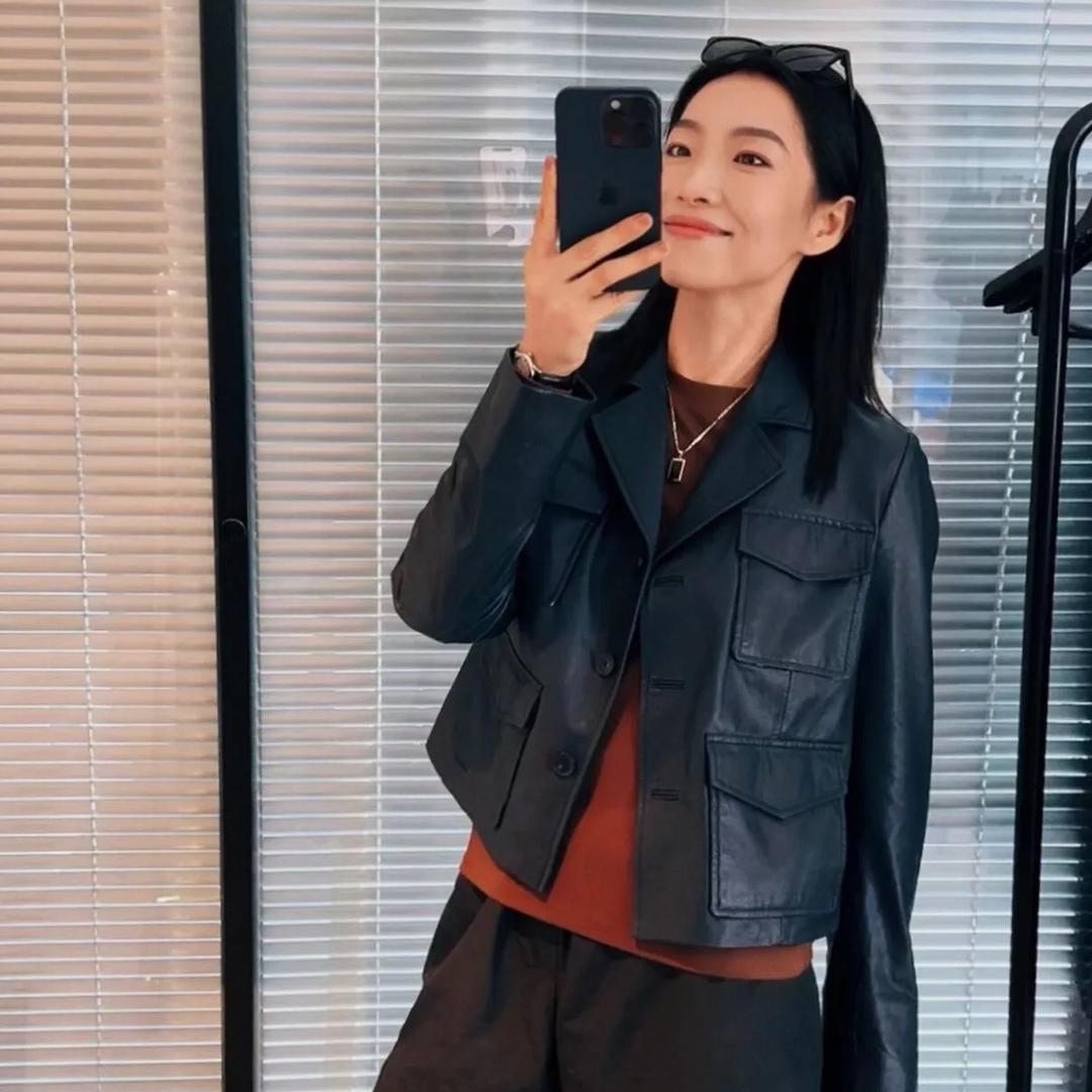 幸运燕儿【精品女装】