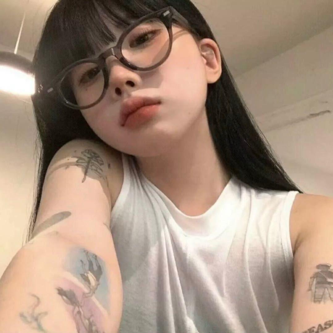 小哼*