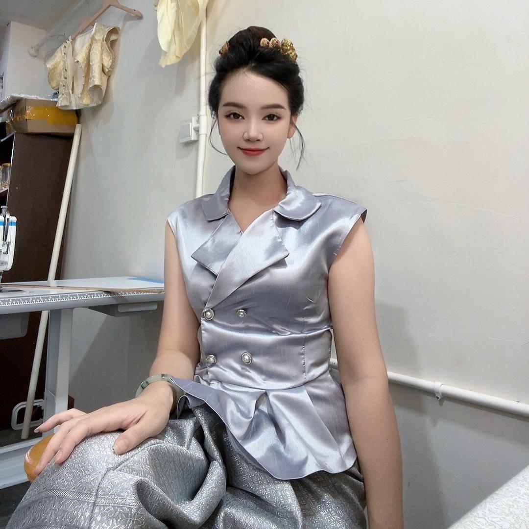 楠西赛*傣服饰