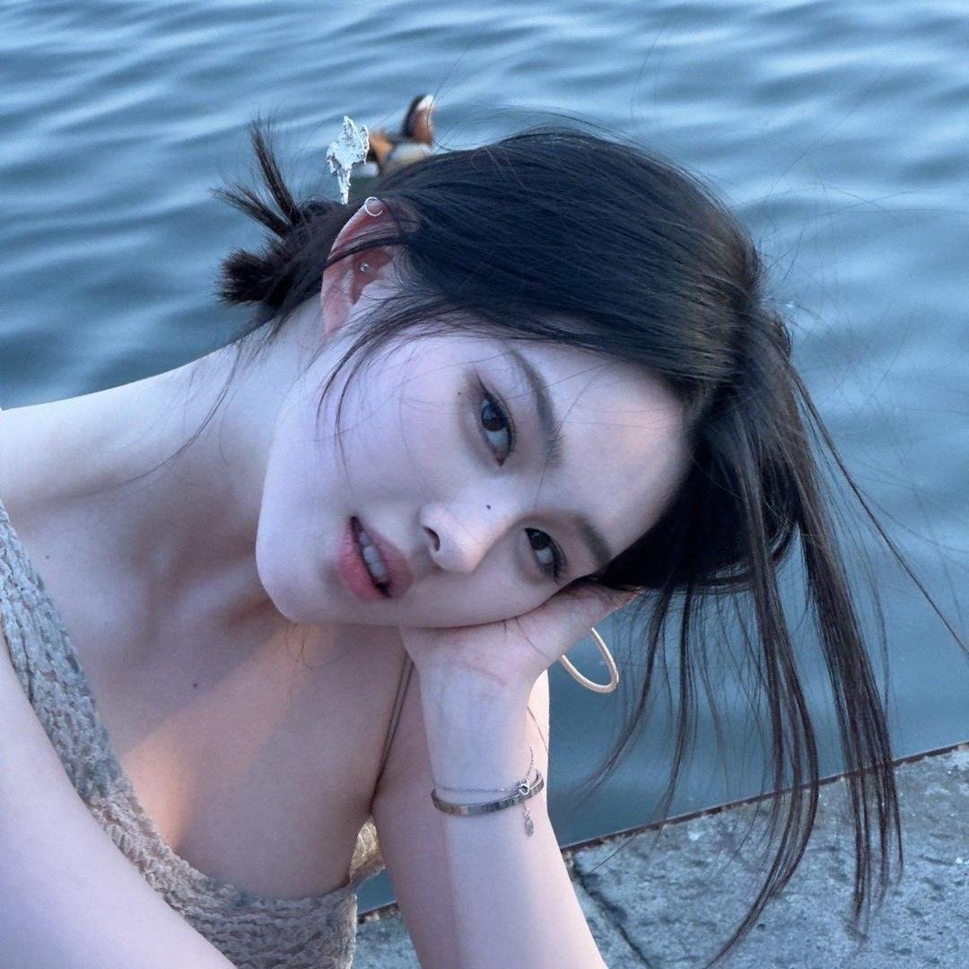 梨涡圆点