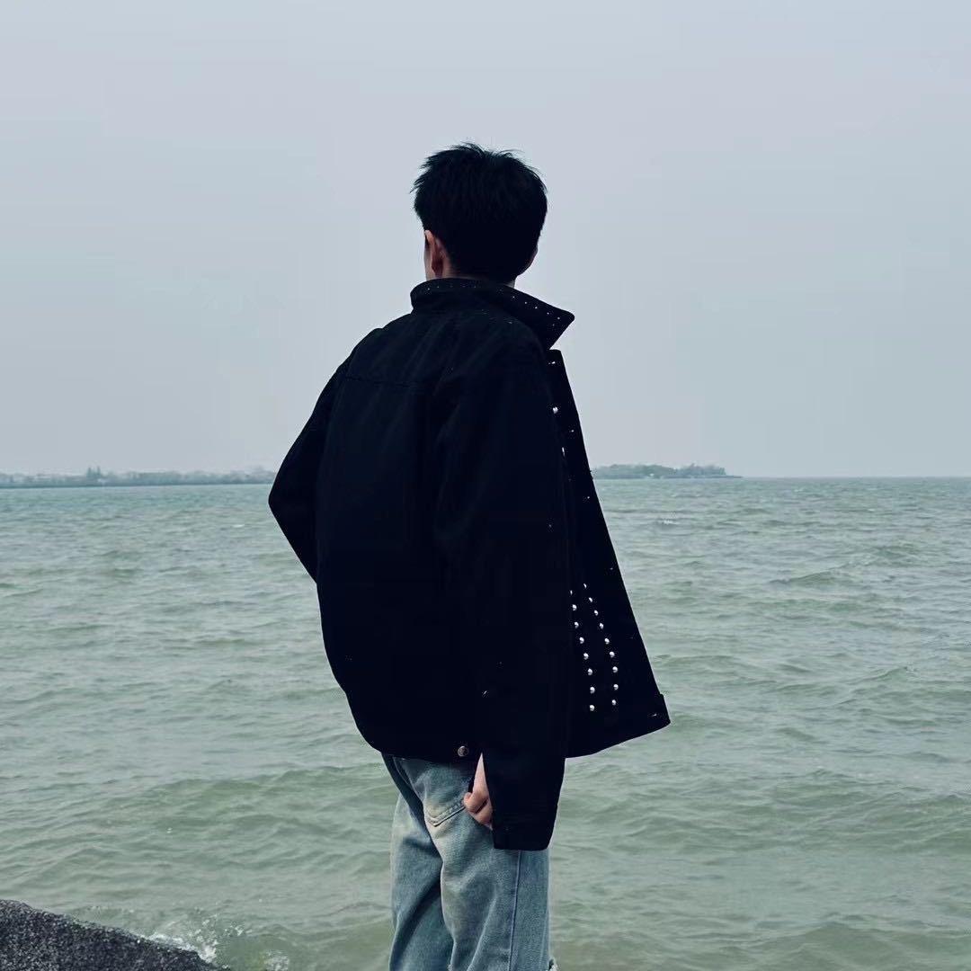 风停了.