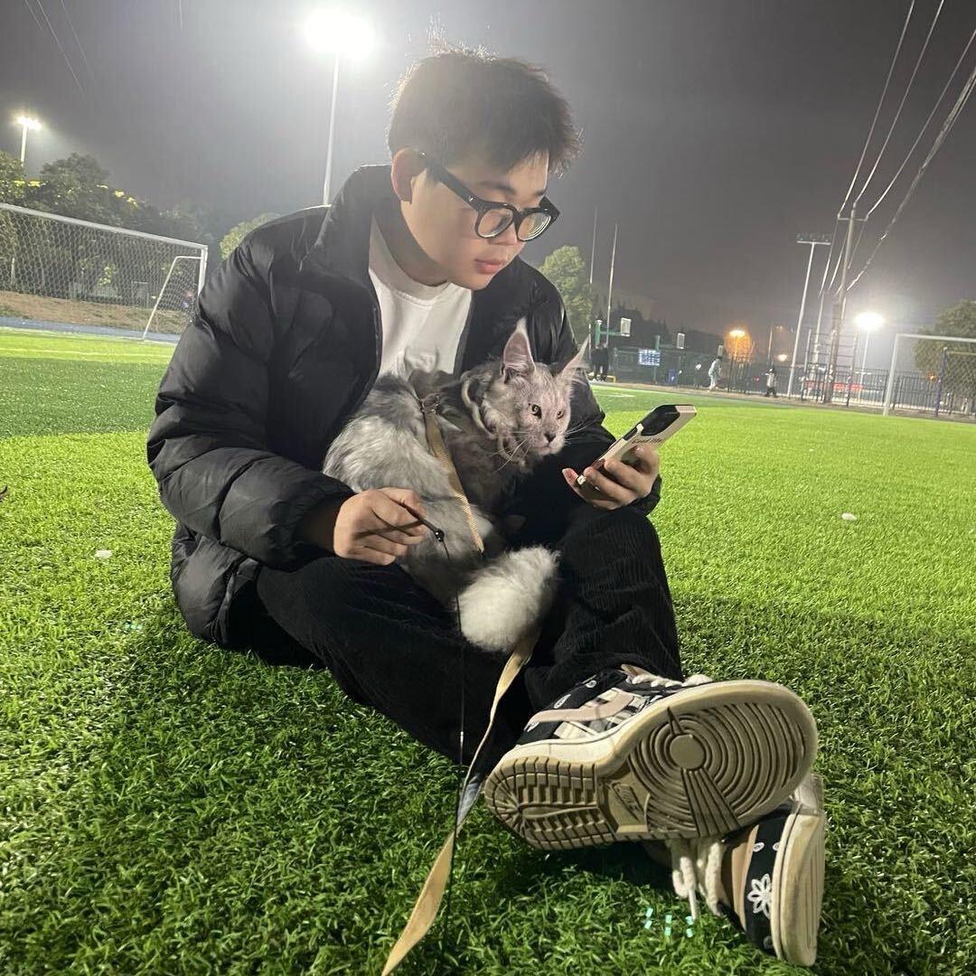 义乌赞溢服装库存贸易（电商供货）