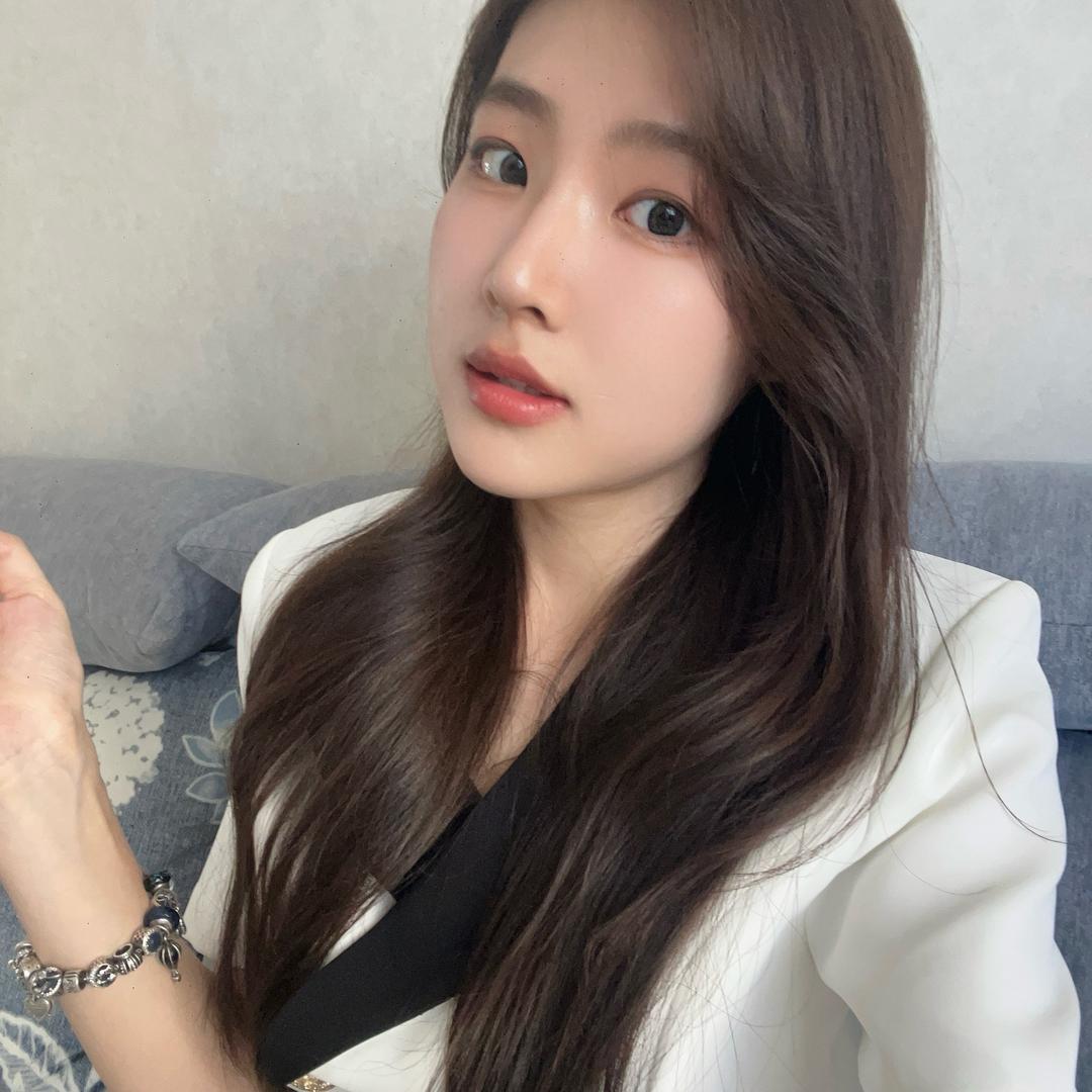 乌市张小姐聊楼市