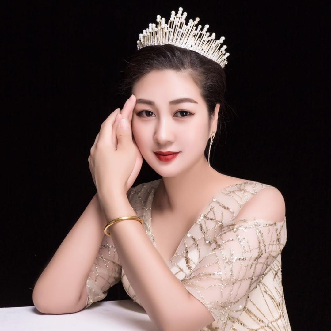 我是芳姐！