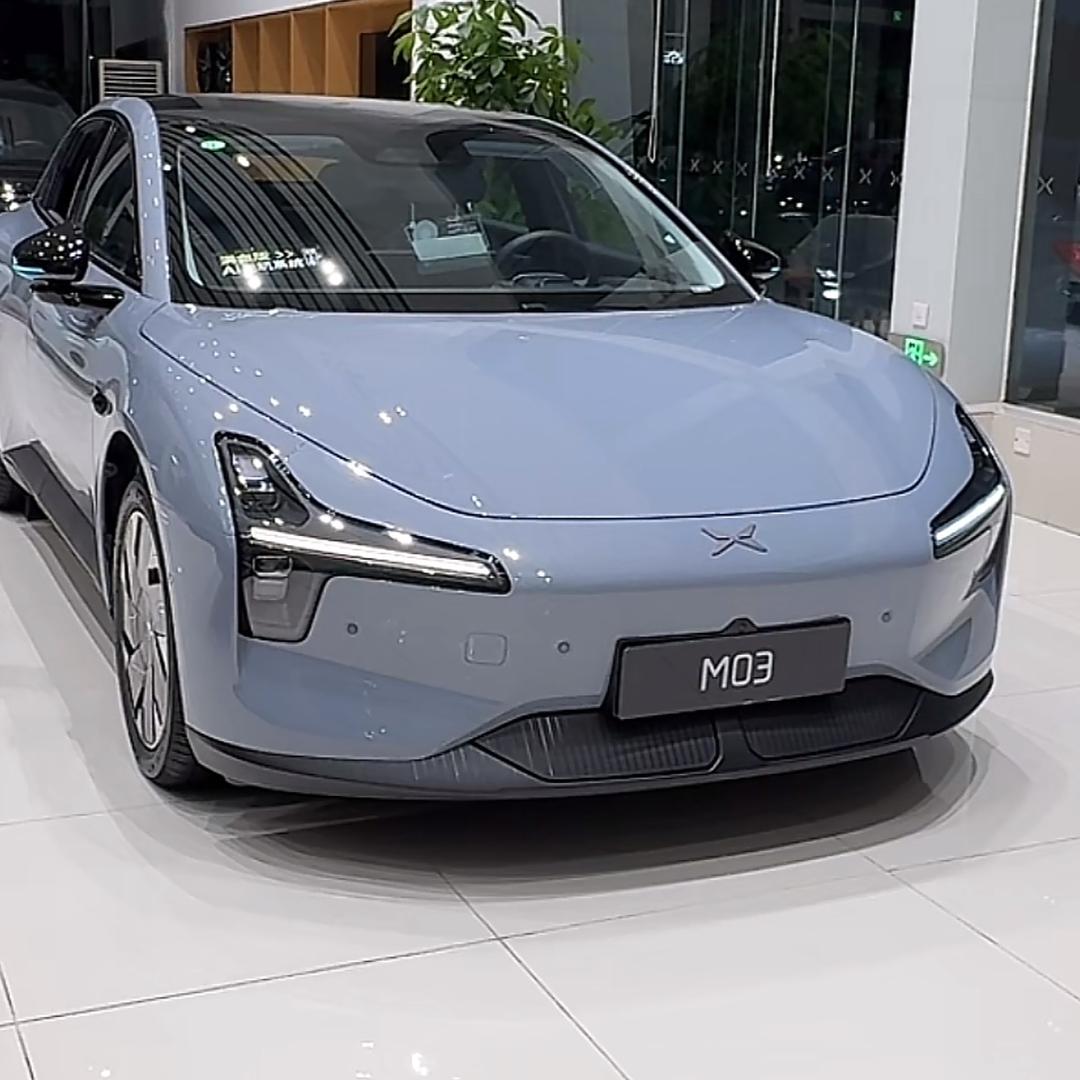 小鹏汽车潮南店小冲