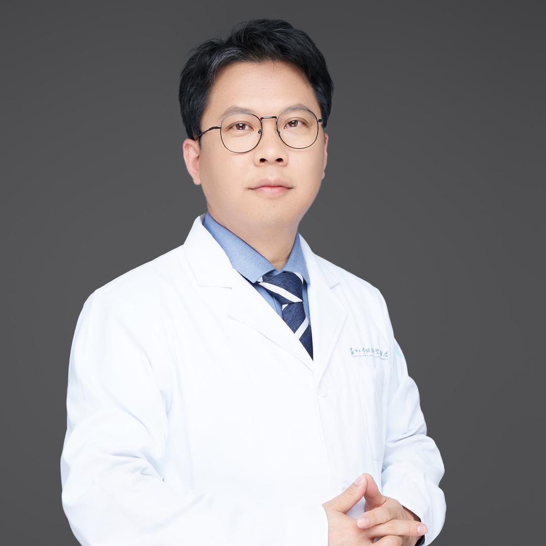 神经外科黄煜伦