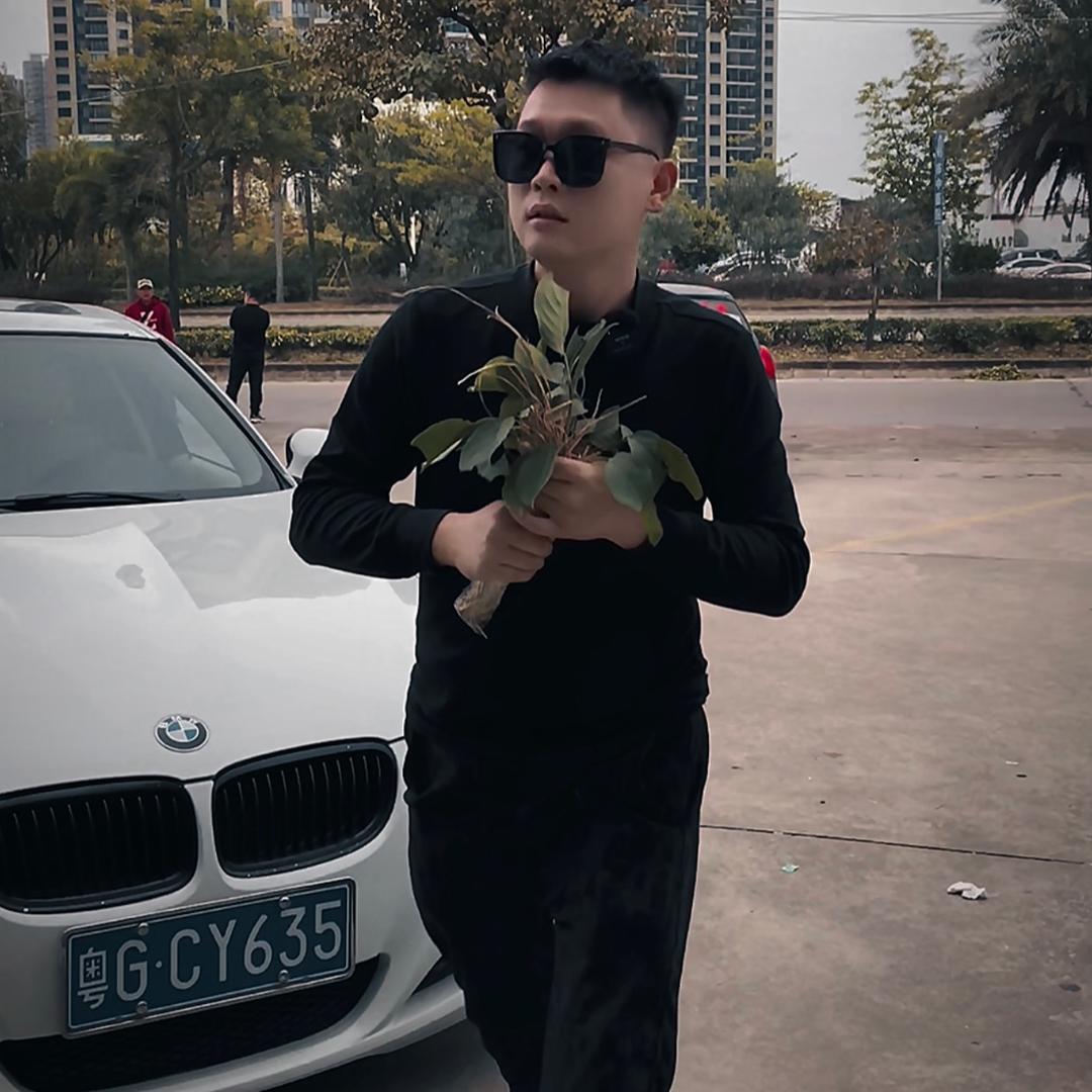 宗兴名车（总经理阿尚）