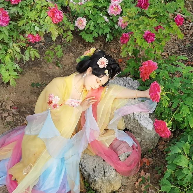 唯生素（汉服）