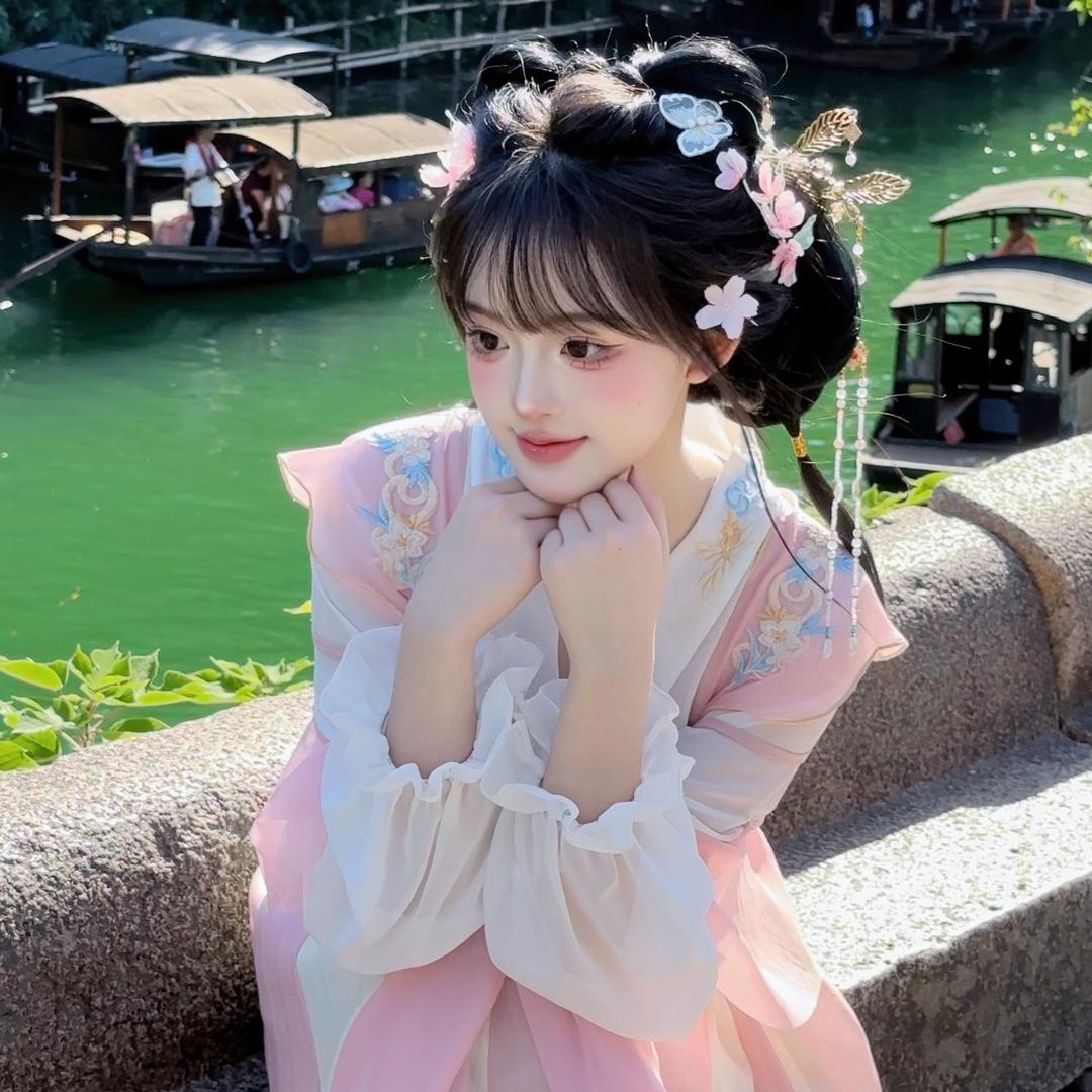 在乌镇的化妆师嘉嘉
