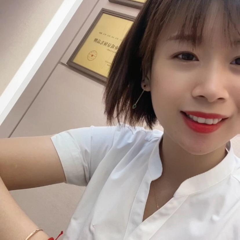 你好～我是小张💍