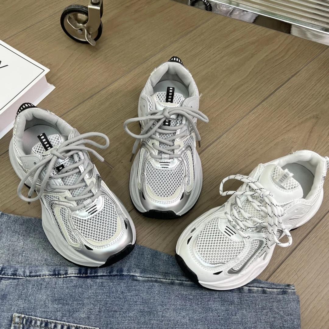 逸宏鞋贸精品男女鞋