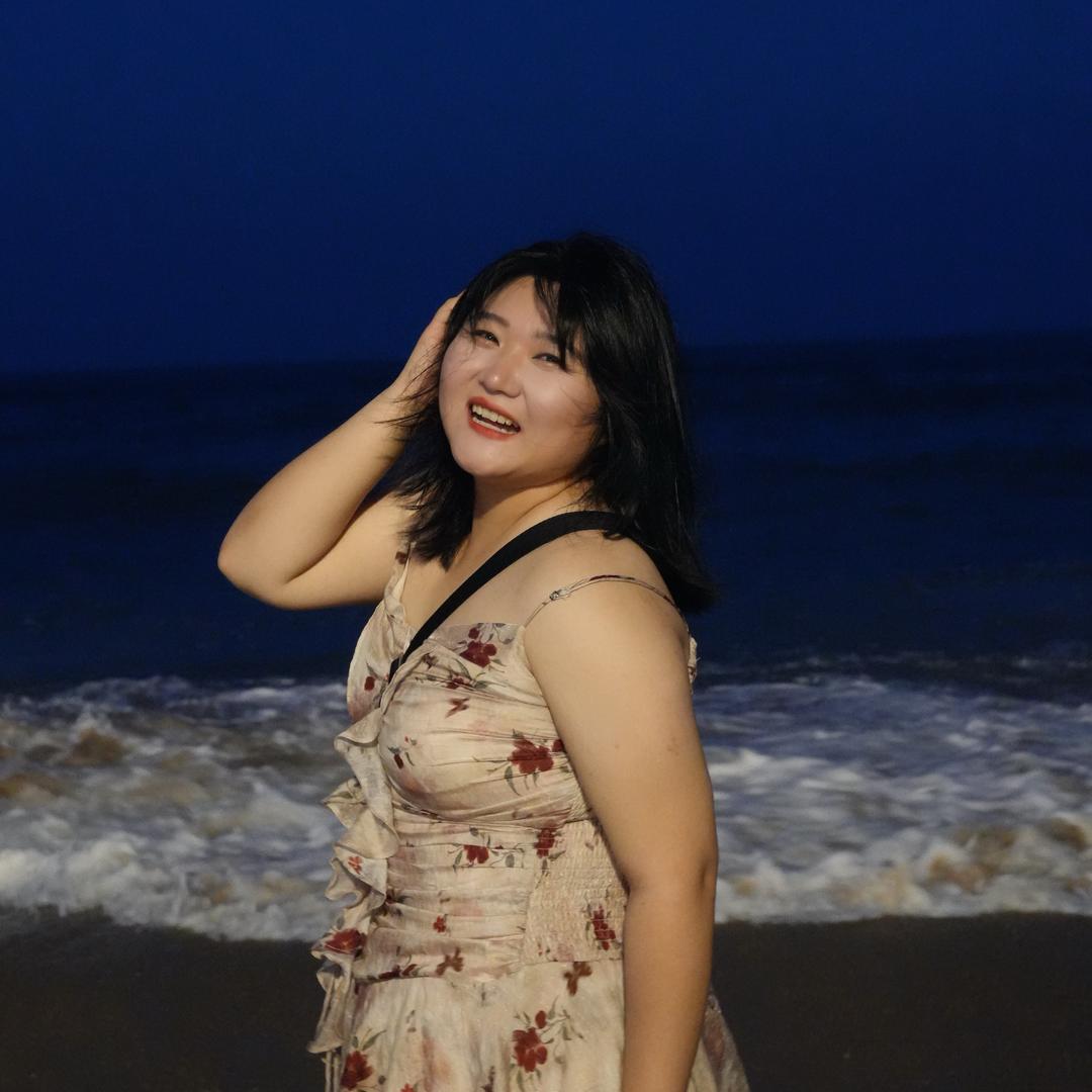 二姨太（小假玲）