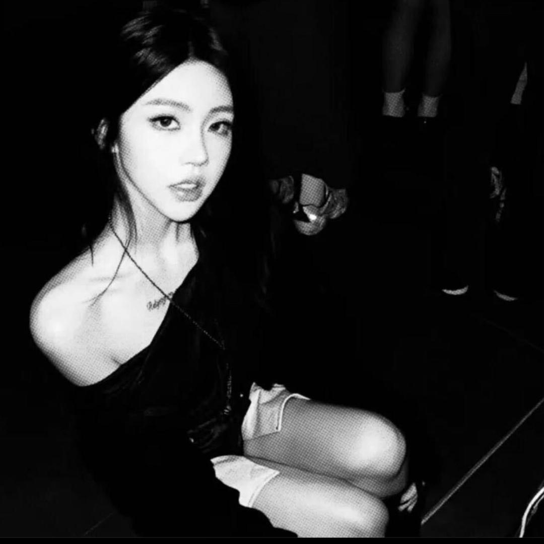 女的