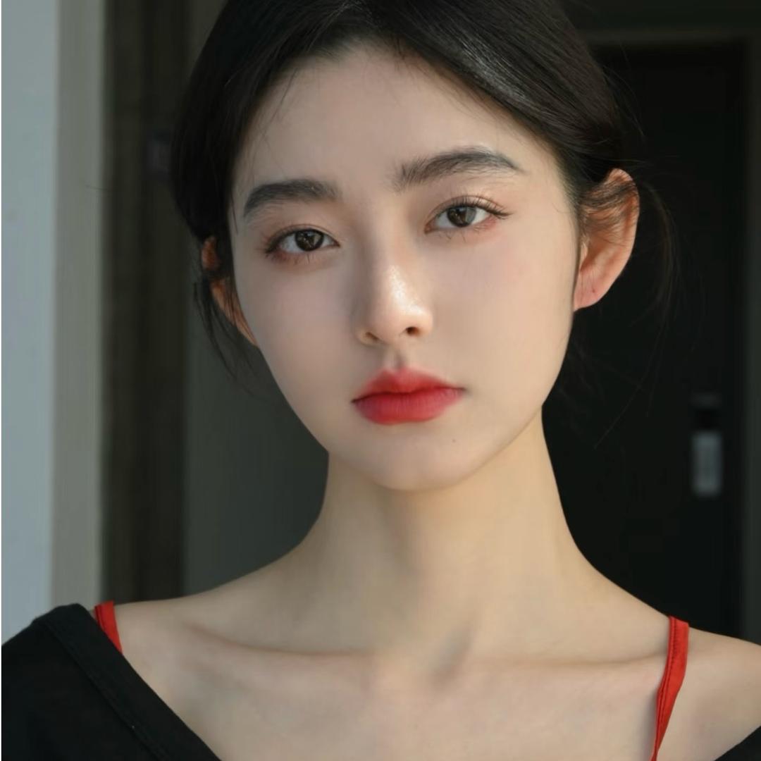 苏小姐去探铺啦