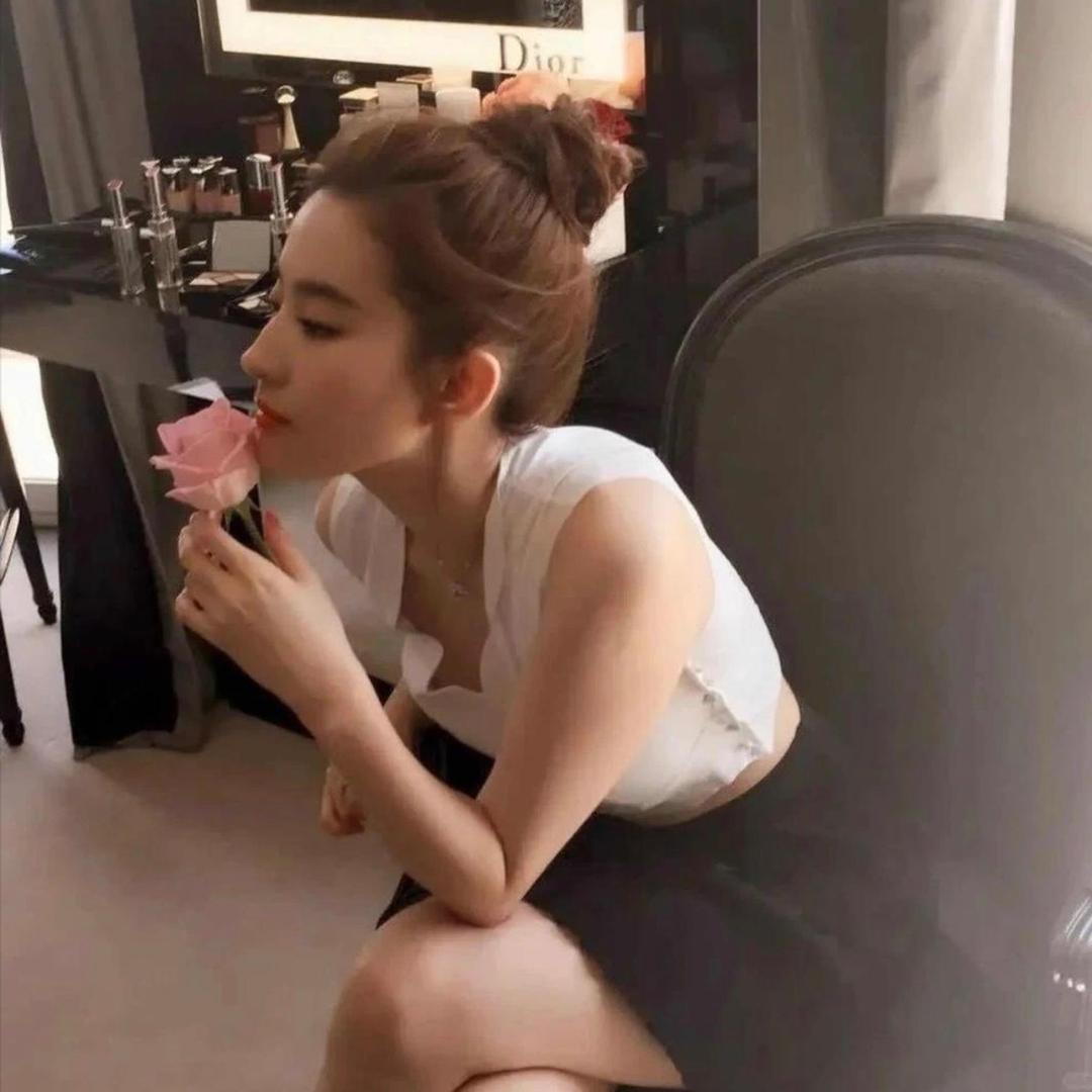 小周不喝粥.