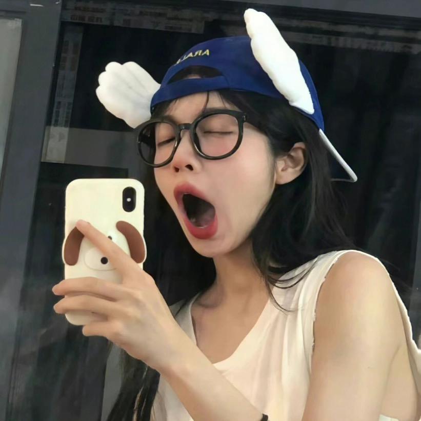 小Yan.
