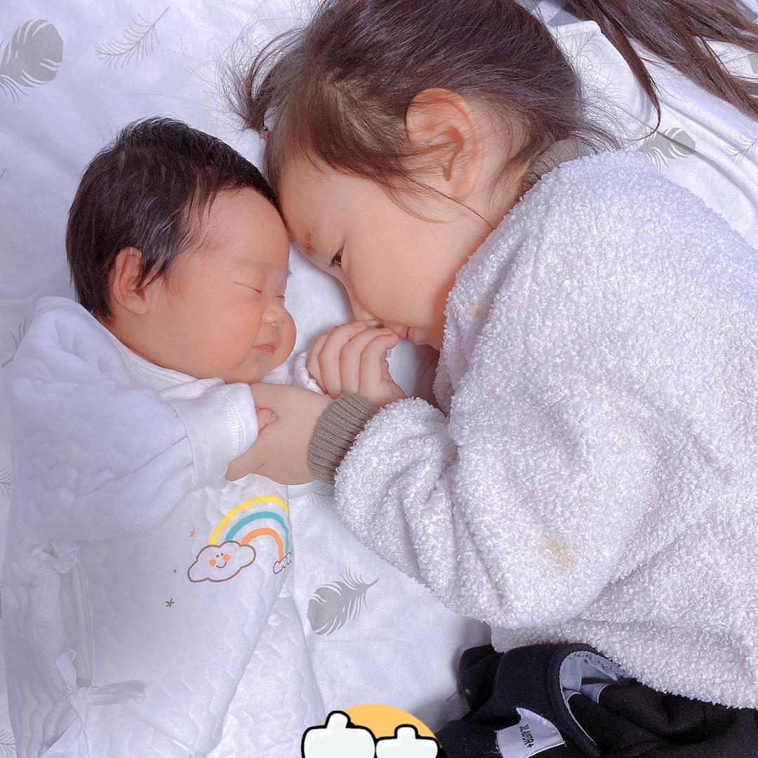 浠晞妈咪👨‍👩‍👧‍👧
