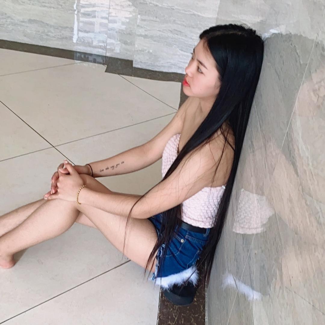 李珍（哈尼妹）