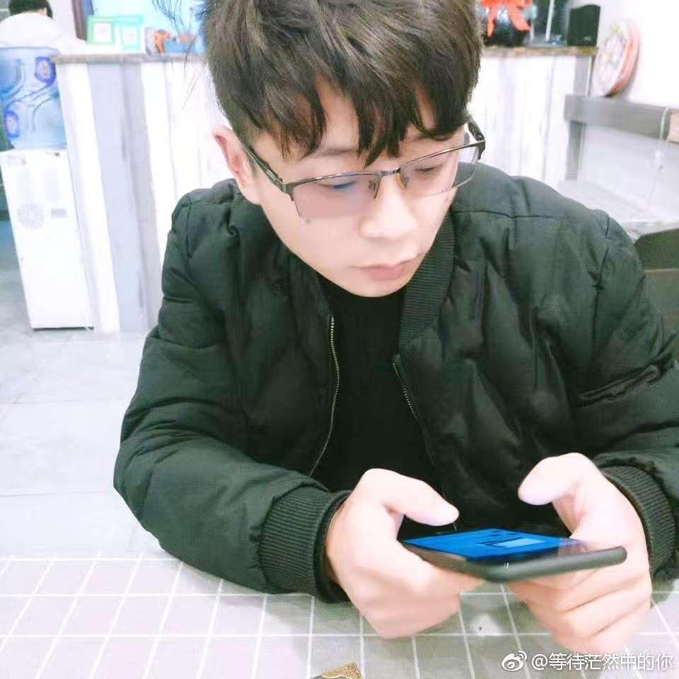 热爱跑步的小赵