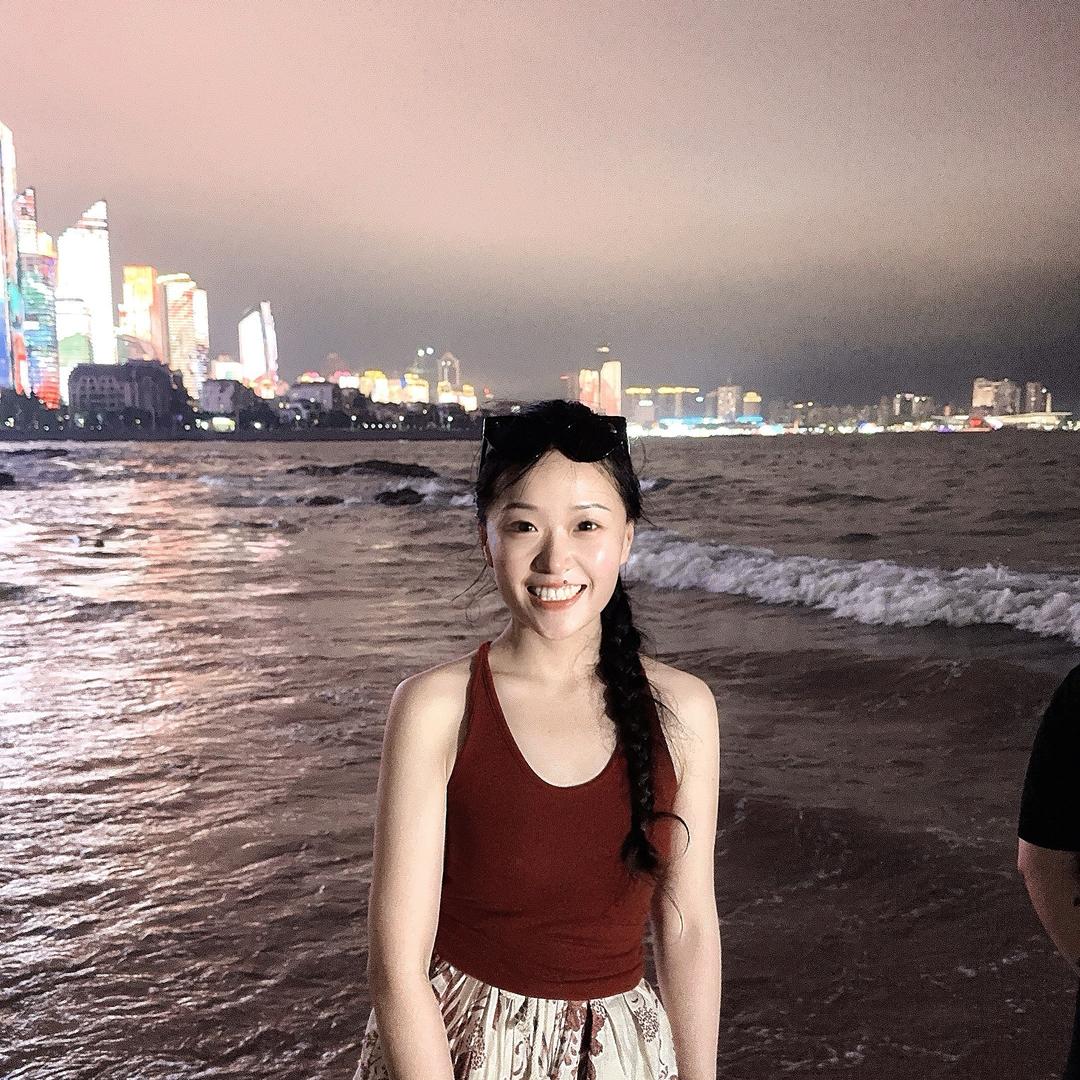腊八高（三折叠女孩她妈）