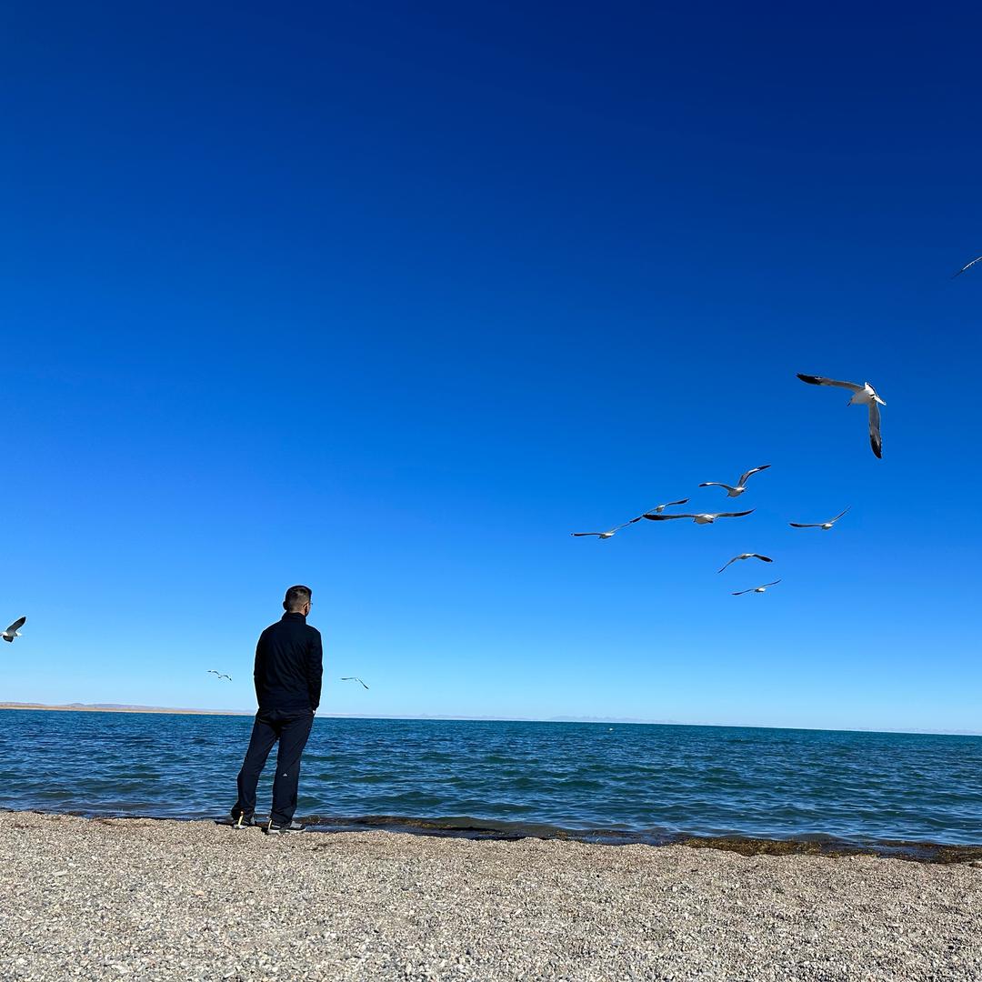 ㄨ謙（爬雁荡山失温被迫下撤）