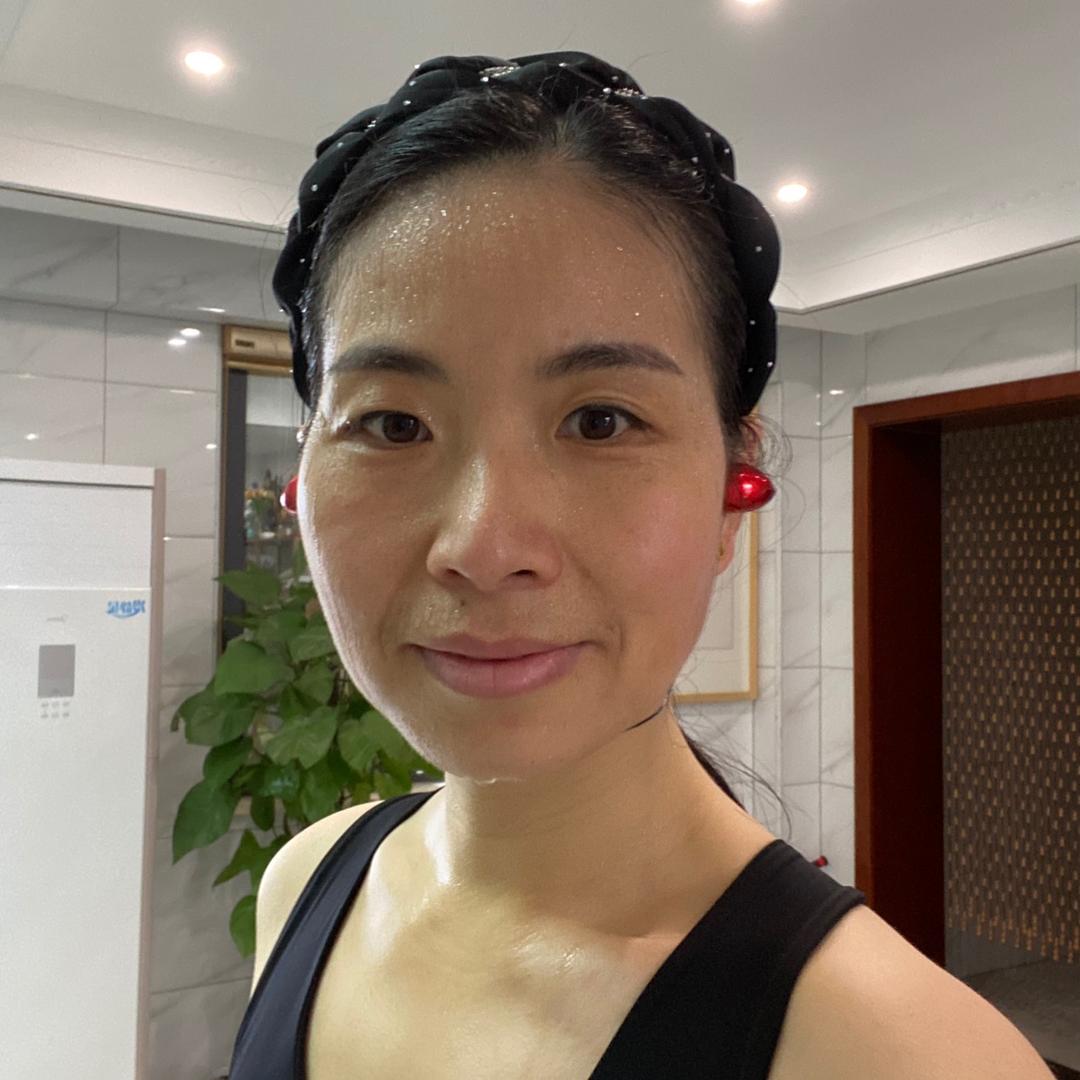 果进在跳绳