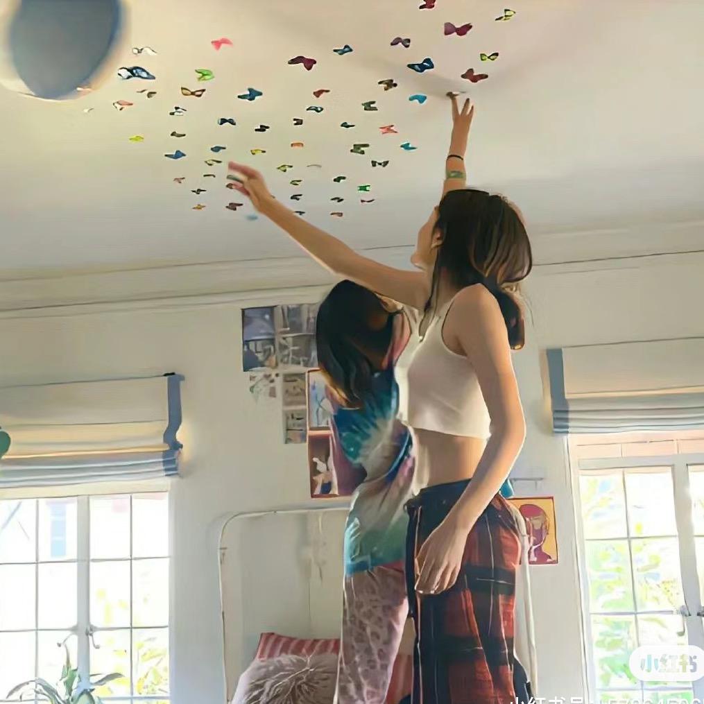 小糊超市（橱窗里）