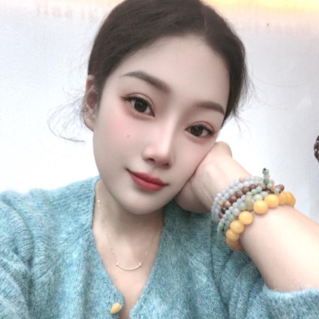 爱美丽 欧韩女装 纹绣