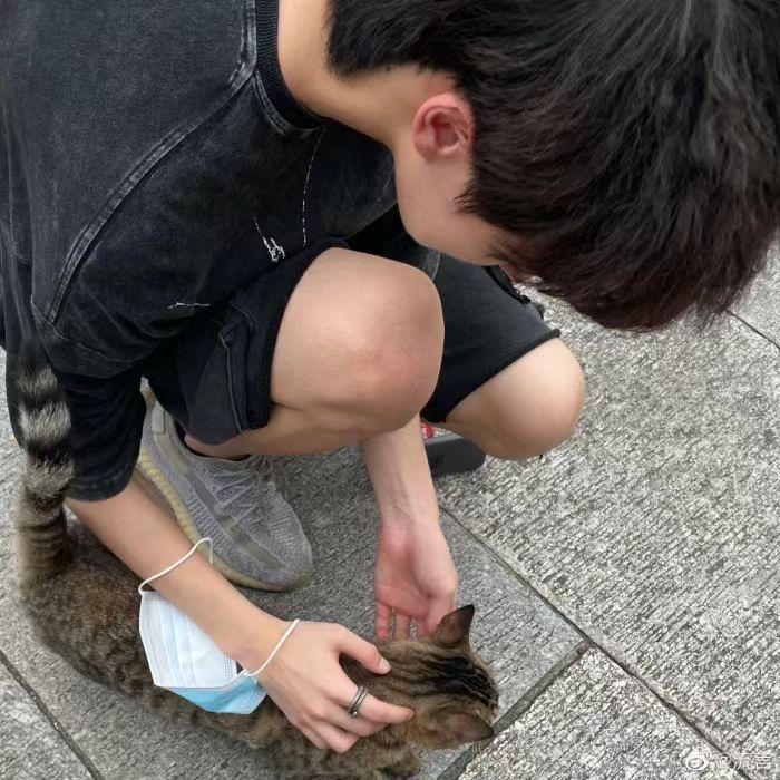 不主动就是不喜欢