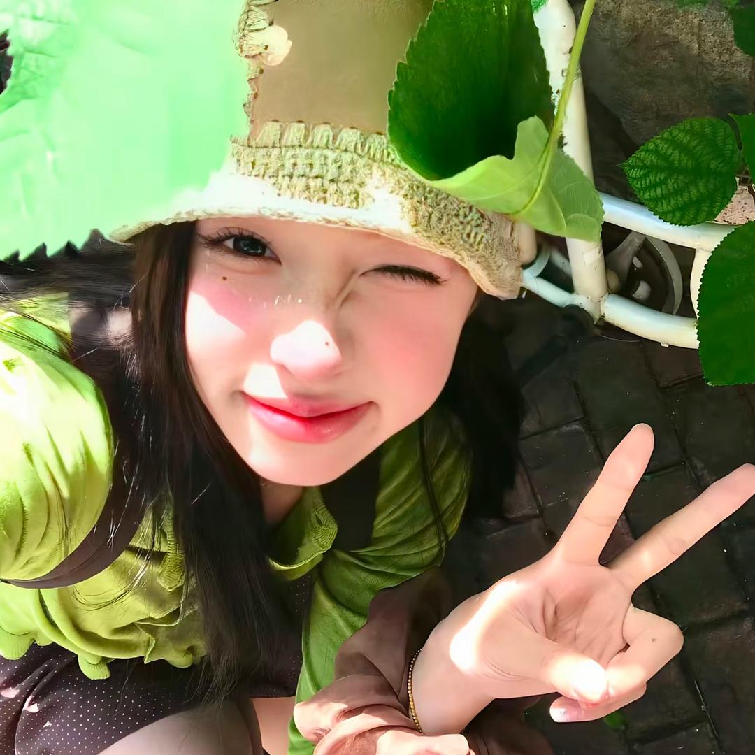 想养小猫^ω^
