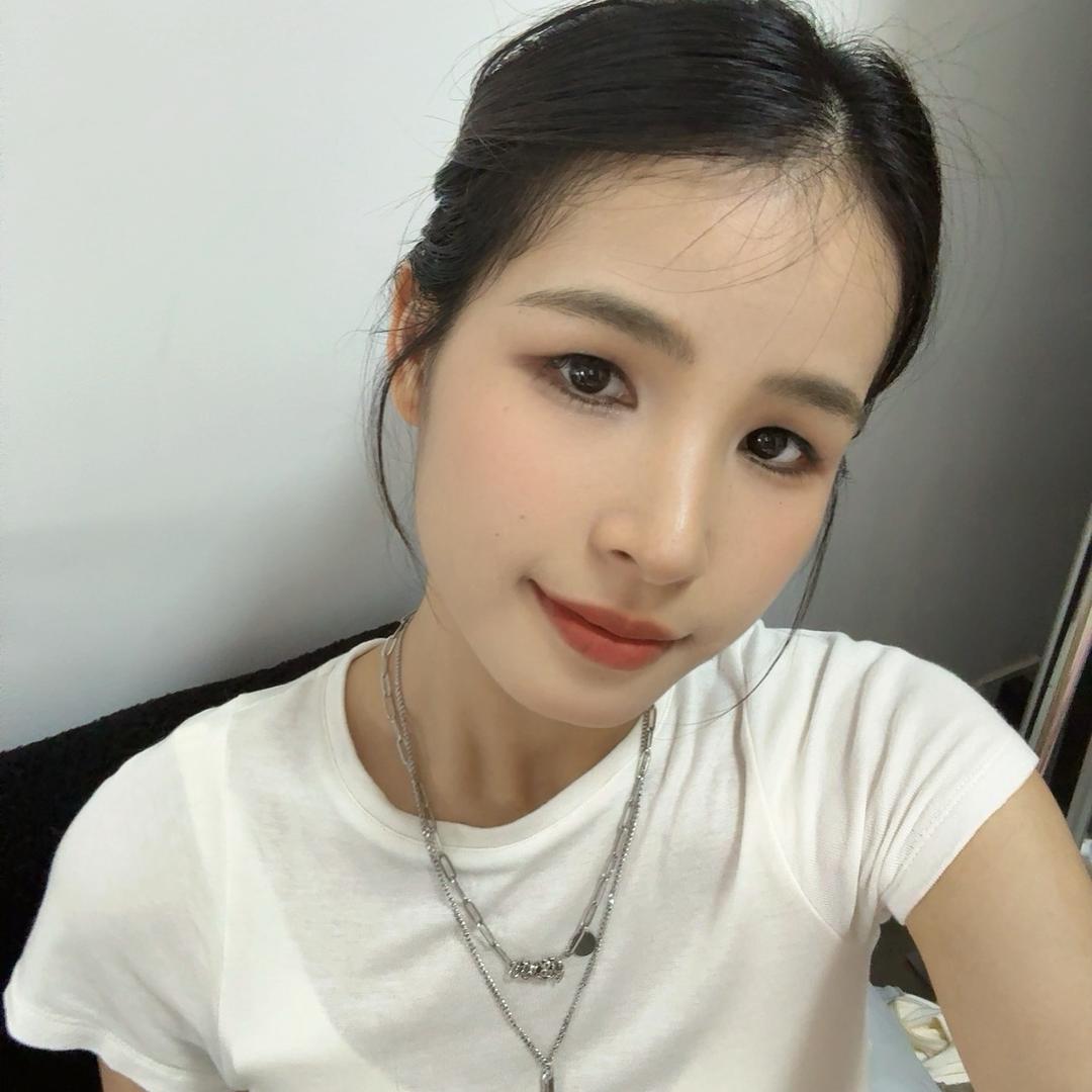 虞小仙