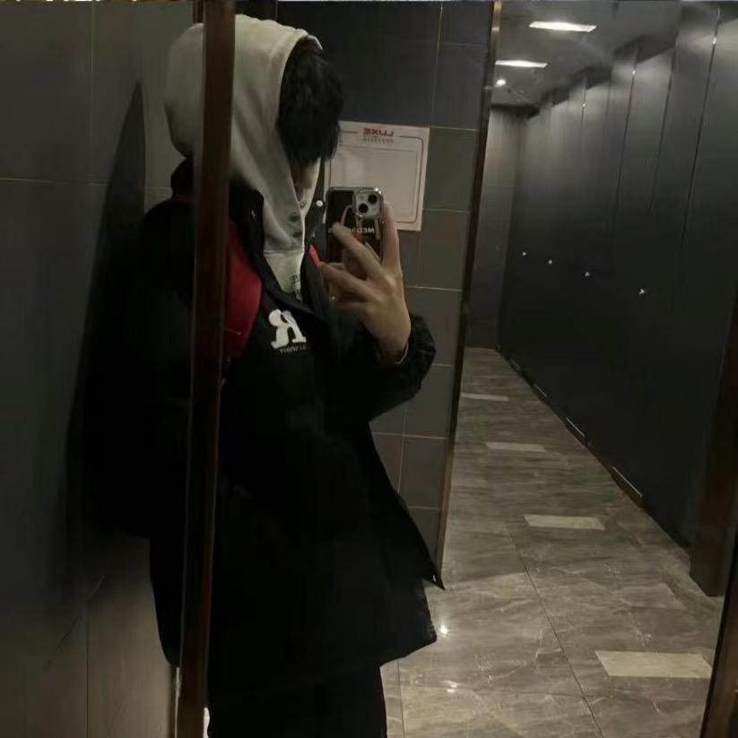 琦不会骑